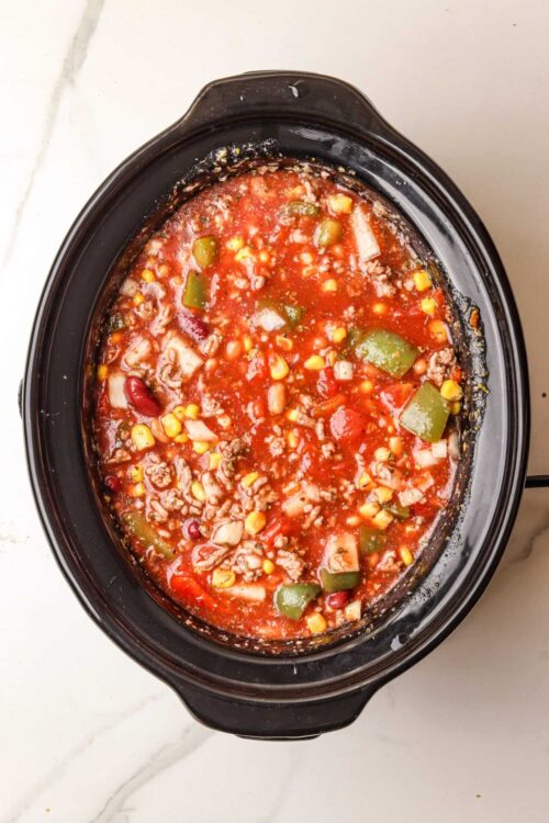 Savory slow cooker chili with ground beef and vegetables.