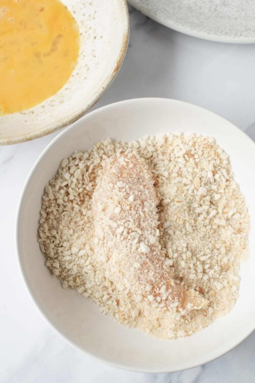 Breadcrumb Coating for Chicken Tenders or Schnitzel, crispy and seasoned.