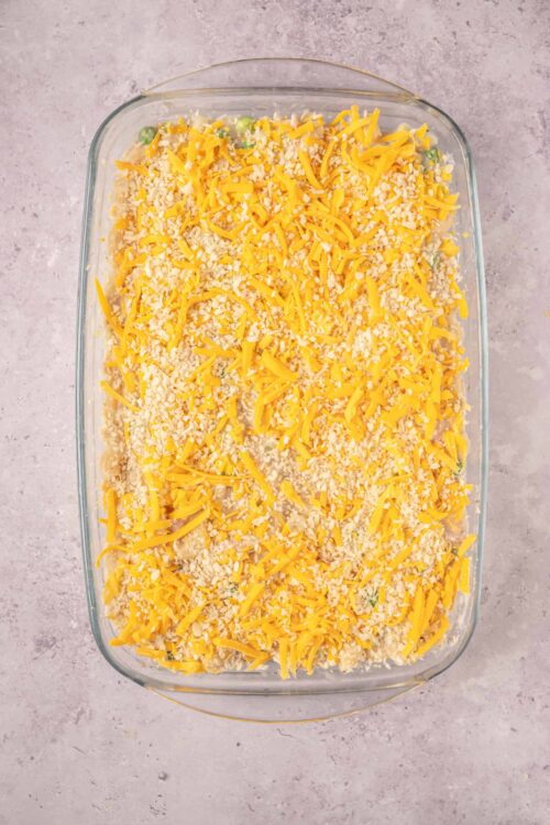 Shredded cheddar cheese and cheese topping for baked casserole or lasagna.