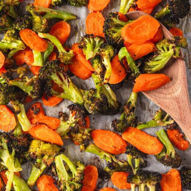 cropped-a-roasted_broccoli_and_carrots-feature-2.jpeg