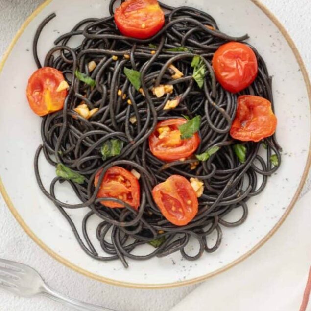 cropped-a-squid_ink_pasta-feature-1.jpeg