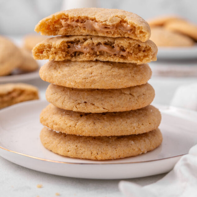 cropped-peanut_butter_stuffed_cookies-feature-2.jpeg