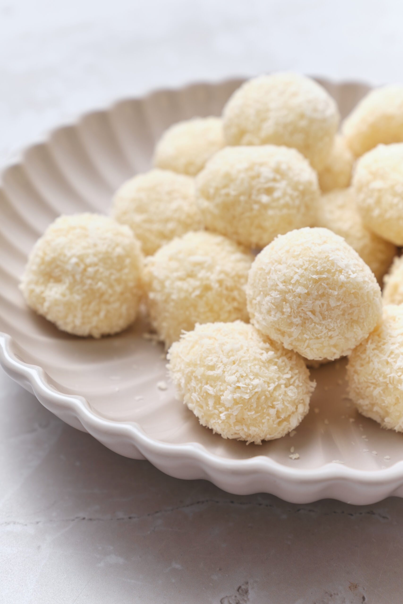Coconut Balls - bakedbree