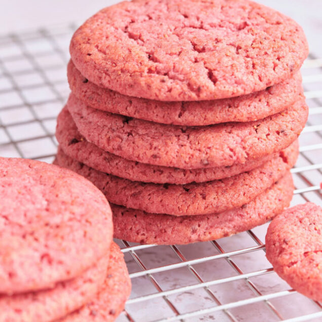 cropped-a-strawberry_cookies-feature-1.jpeg