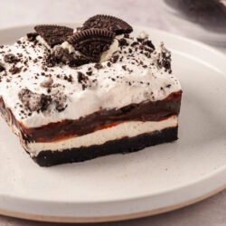 Oreo Lasagna slice shot from the side