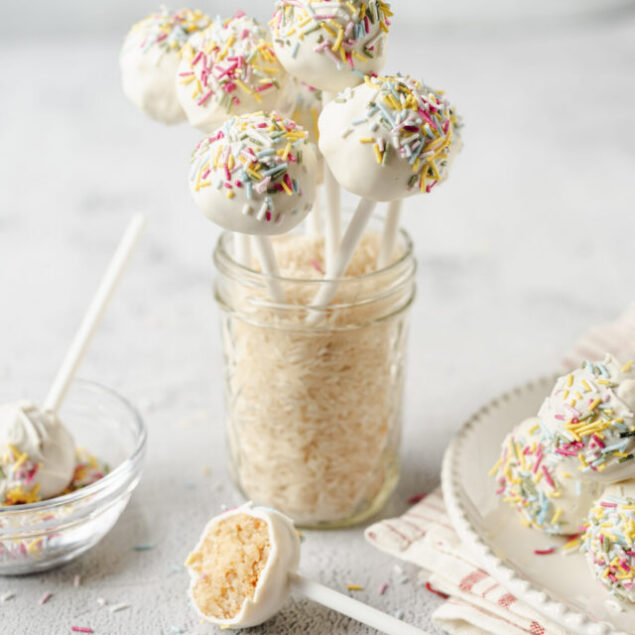 cropped-a-cake_pop_recipe-feature-1.jpeg