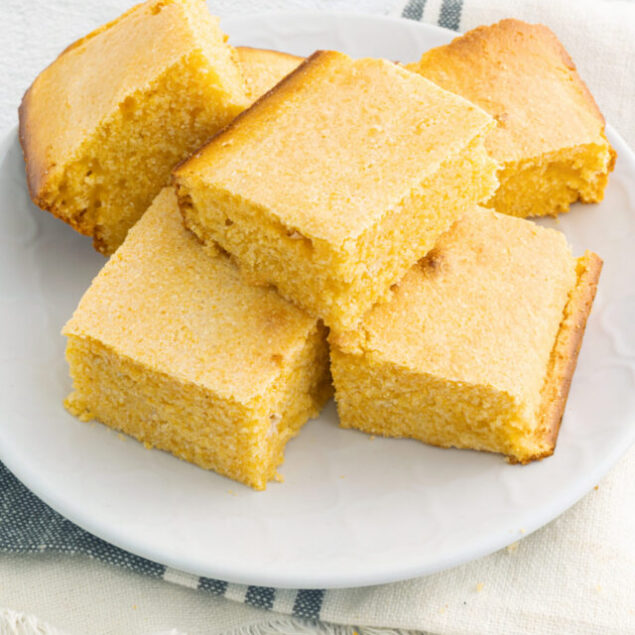 cropped-a-vegan_cornbread_recipe-feature-1.jpeg