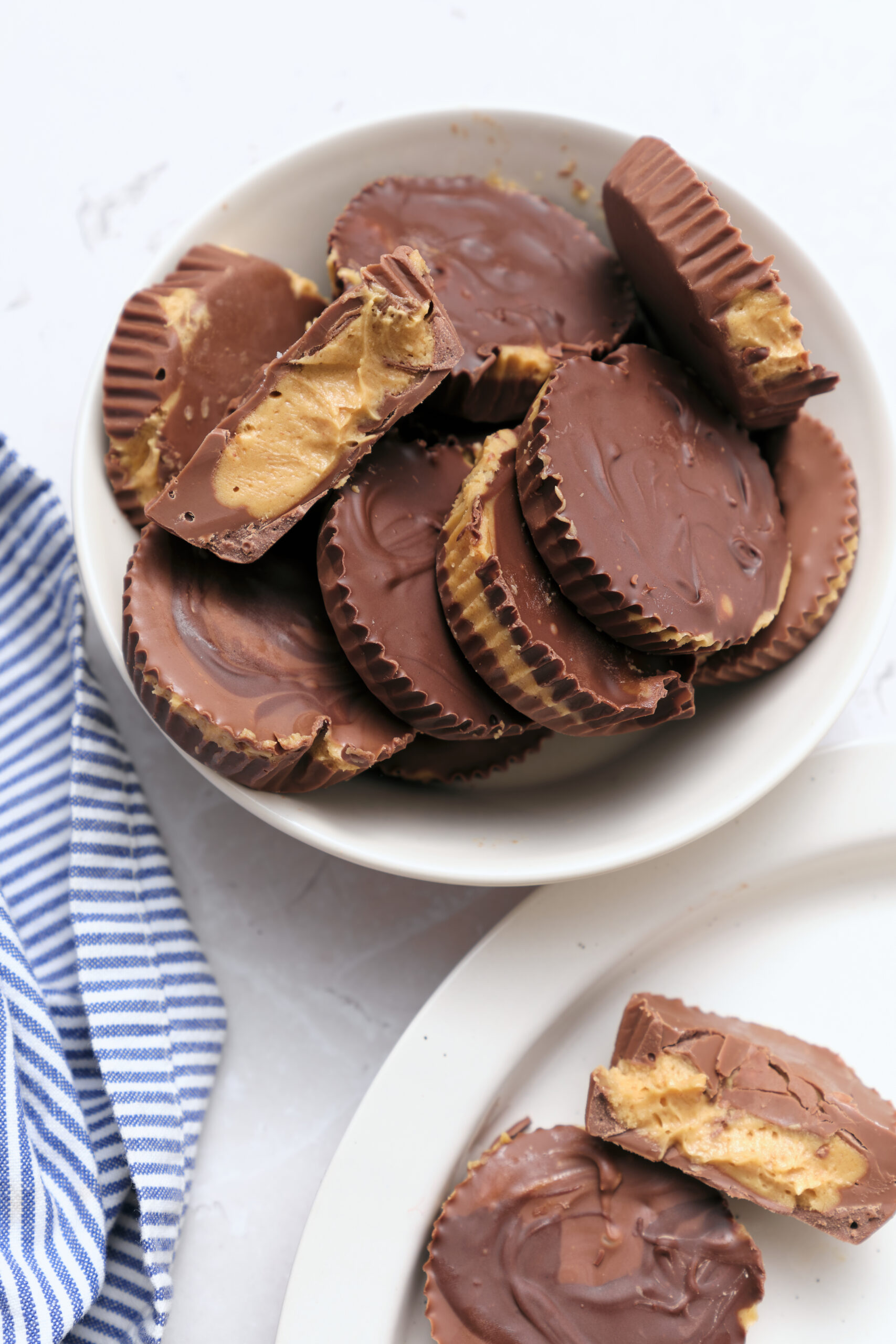 Homemade Peanut Butter Cups - bakedbree