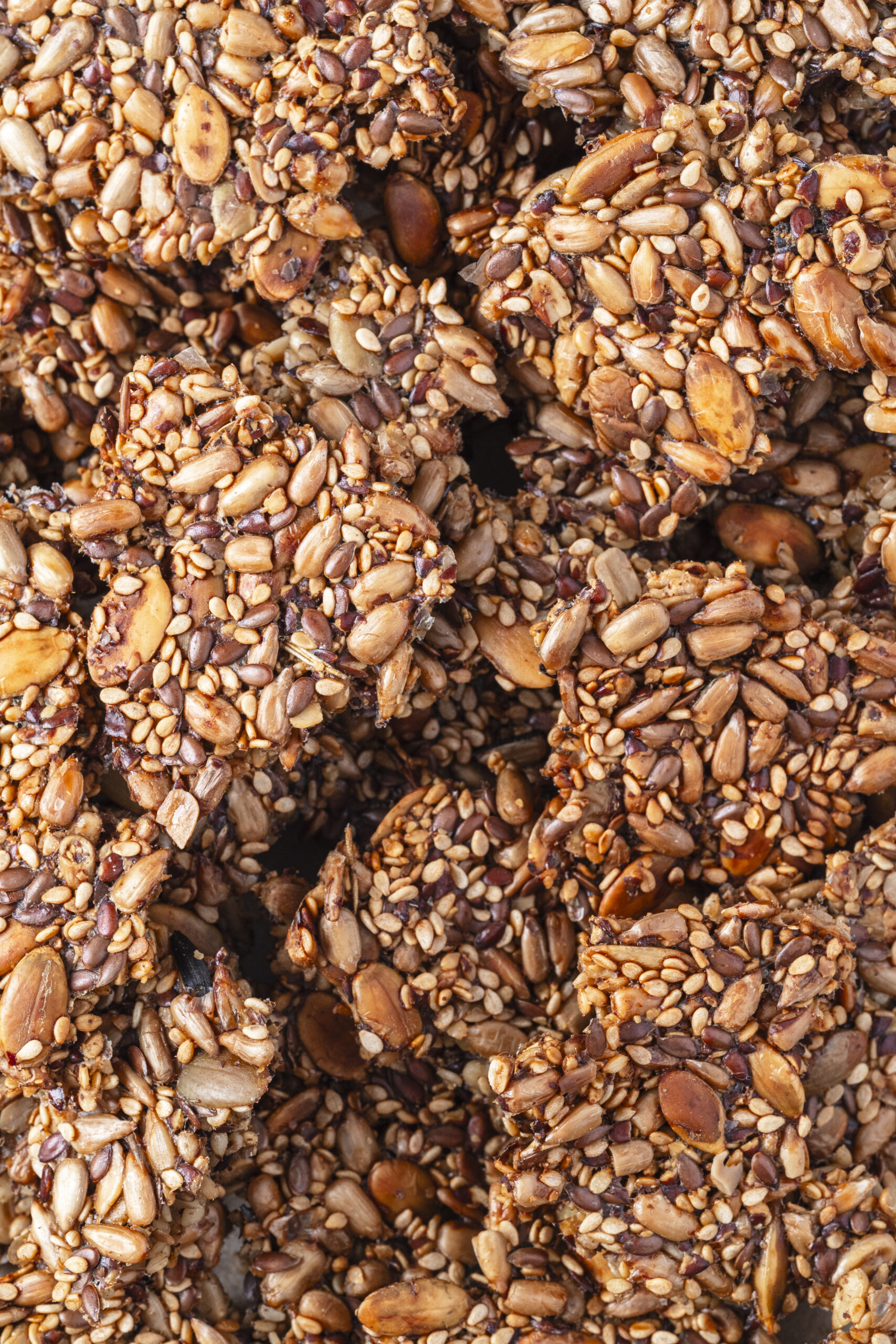 Seed Crackers Recipe - bakedbree